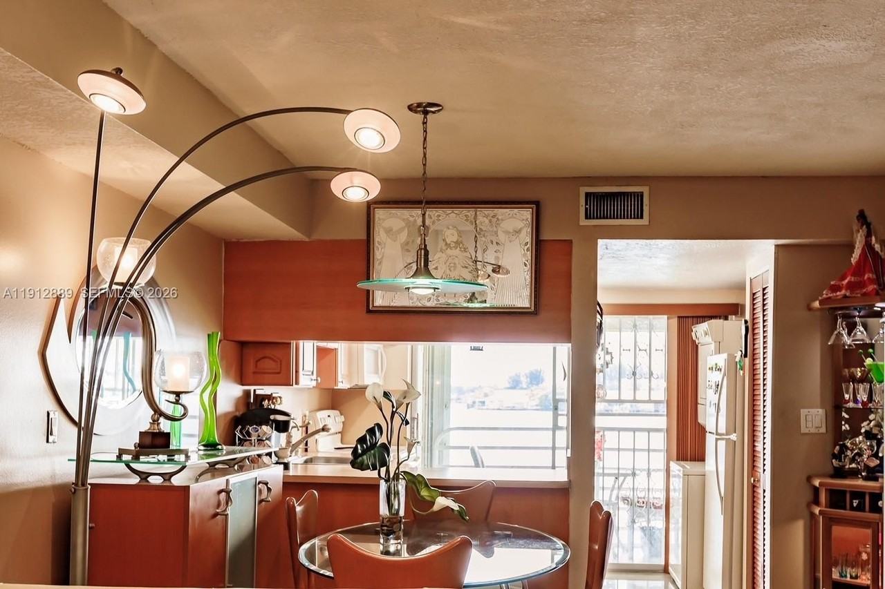 2670 W 60th St #90 - Photo 6 of 24