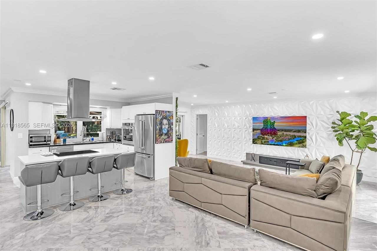 2191 Sw 27th Ln - Photo 5 of 50