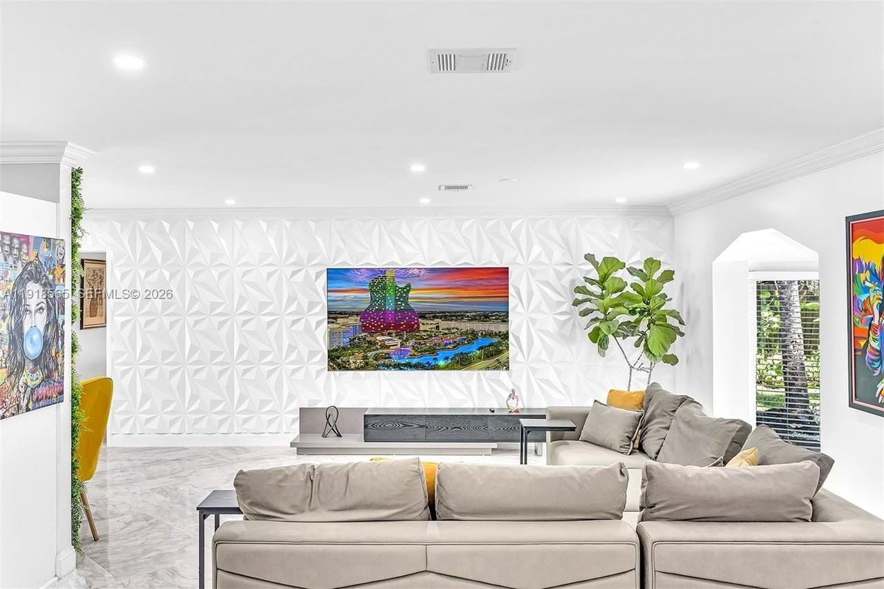 2191 Sw 27th Ln - Photo 7 of 50