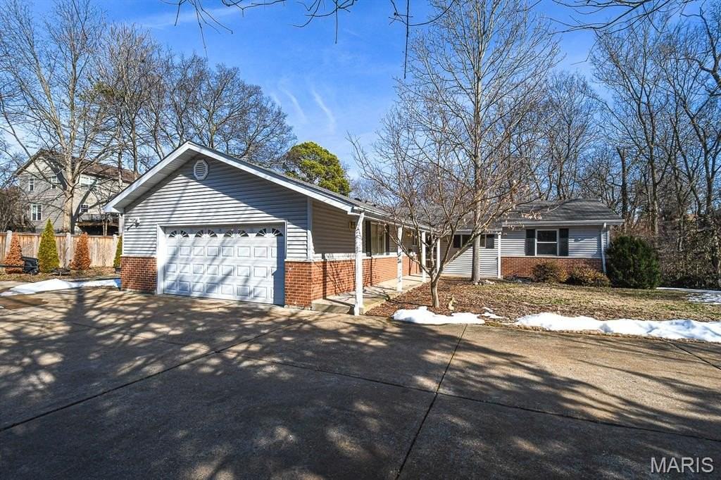 925 Moreland Ave - Photo 2 of 37