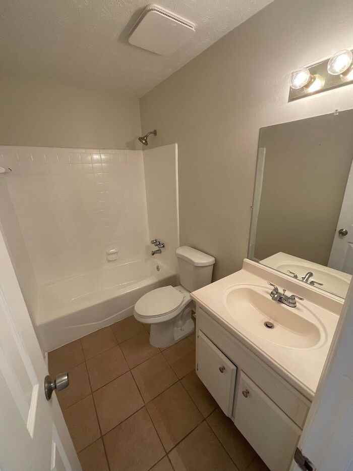 5007 Fieldgreen Xing - Photo 6 of 28