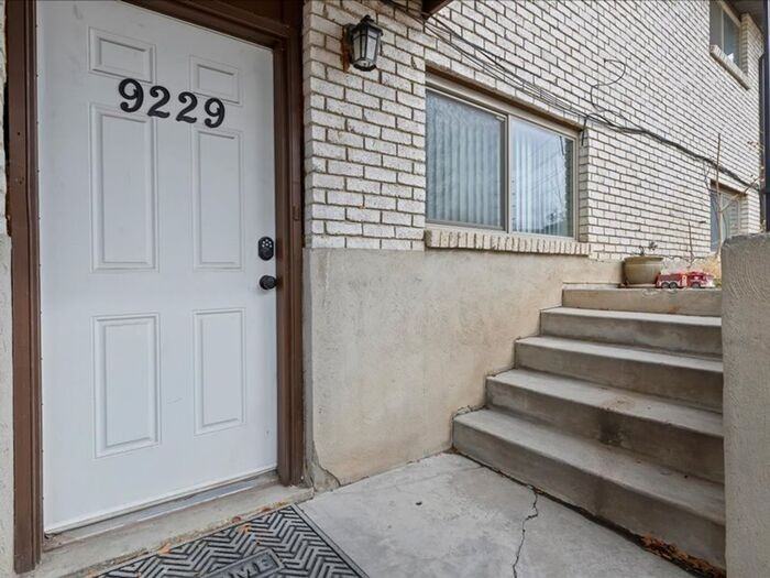 9229 Benson Way #9229 - Photo 3 of 23