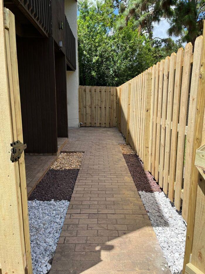 2649 Crown Ct - Photo 4 of 28