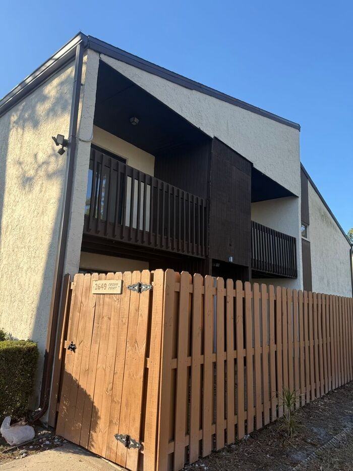 2649 Crown Ct - Photo 6 of 28