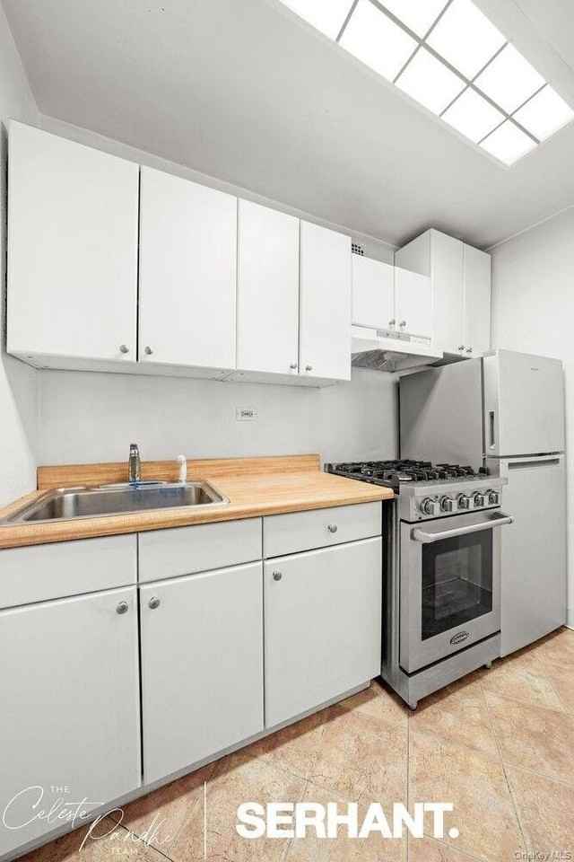301 E 63rd St #12A - Photo 7 of 11