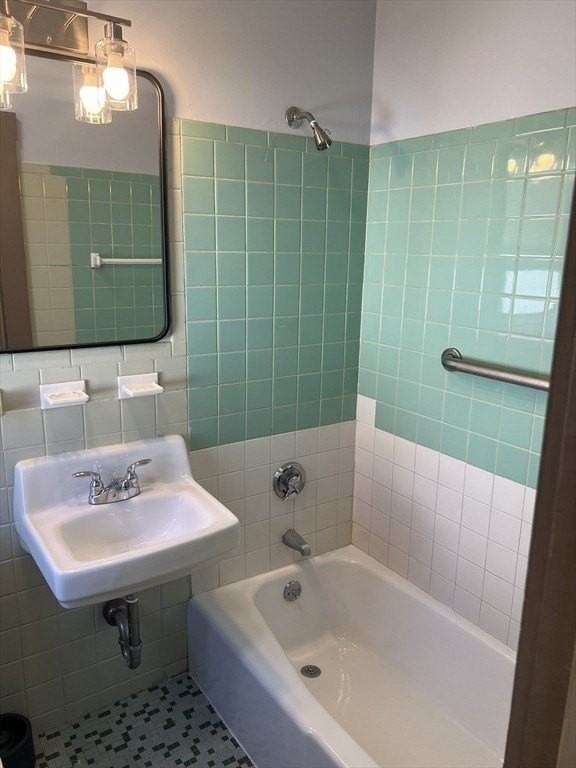 53 Oak St Unit 2 #2 - Photo 6 of 7