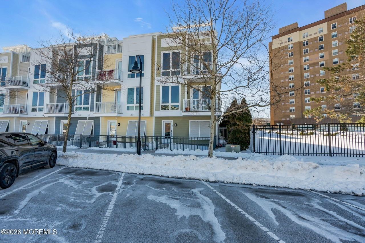 807 Kingsley St Unit 1 #1 - Photo 5 of 47