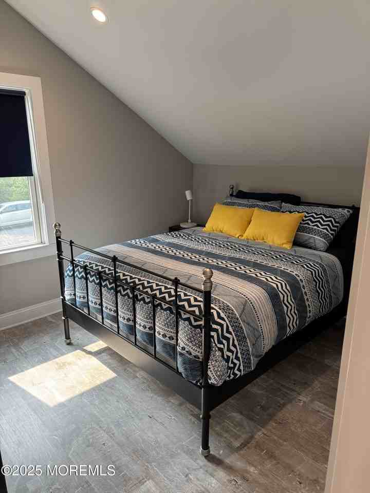 1209 Langford St - Photo 5 of 7