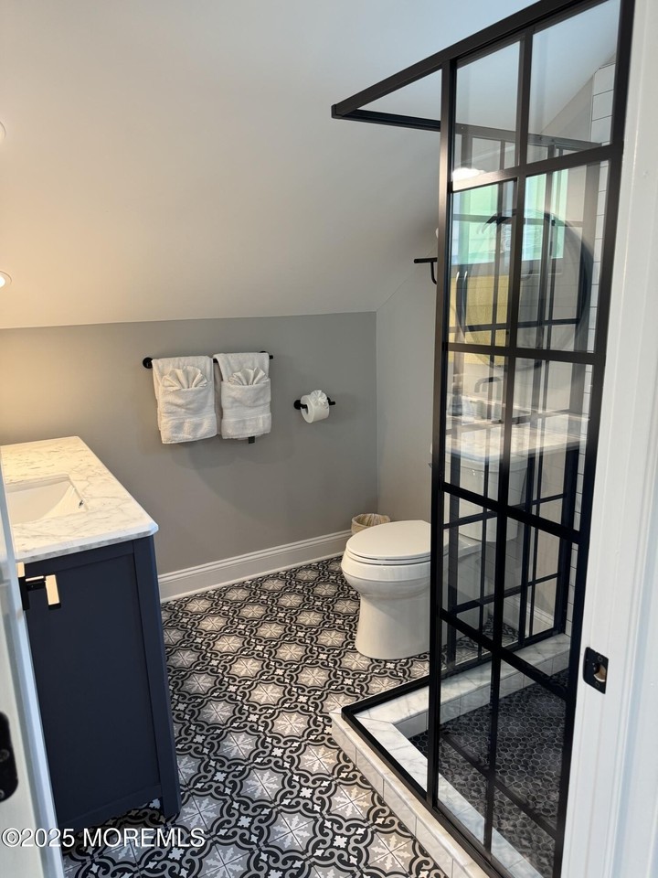 1209 Langford St - Photo 7 of 7