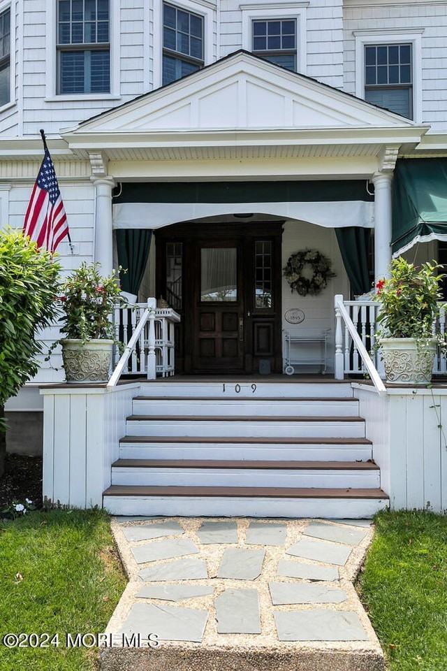 109 Washington Ave - Photo 4 of 50