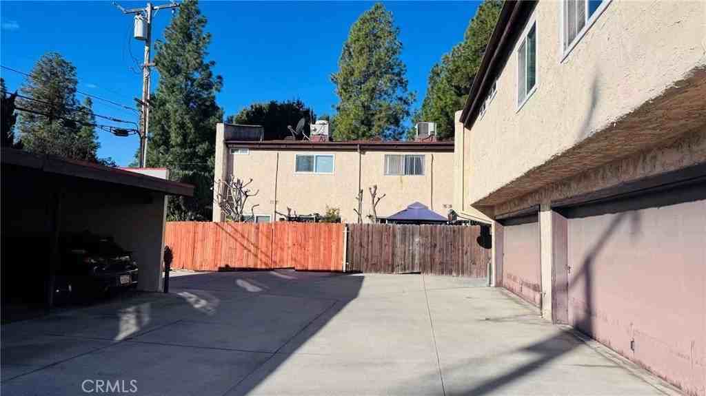 14 El Dorado St #1 - Photo 2 of 9