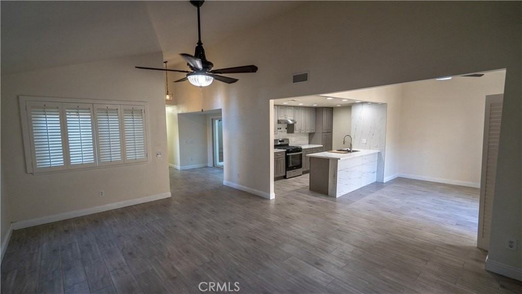 1185 Mountain Gate Rd - Photo 4 of 33