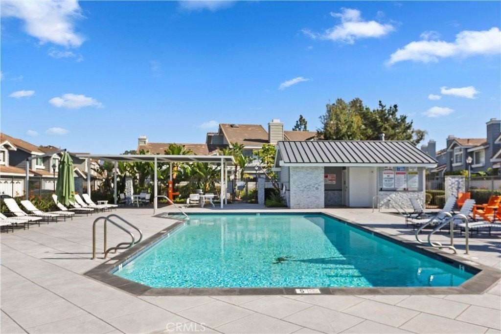 2192 Avocado Way - Photo 2 of 42