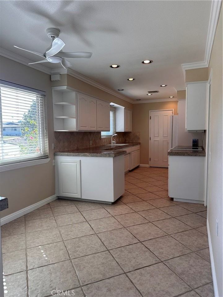 1635 Palo Verde Dr - Photo 6 of 11