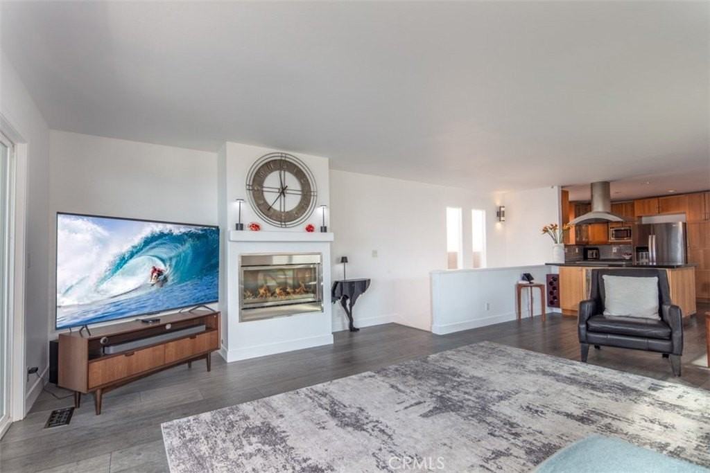 880 La Mirada St - Photo 6 of 50