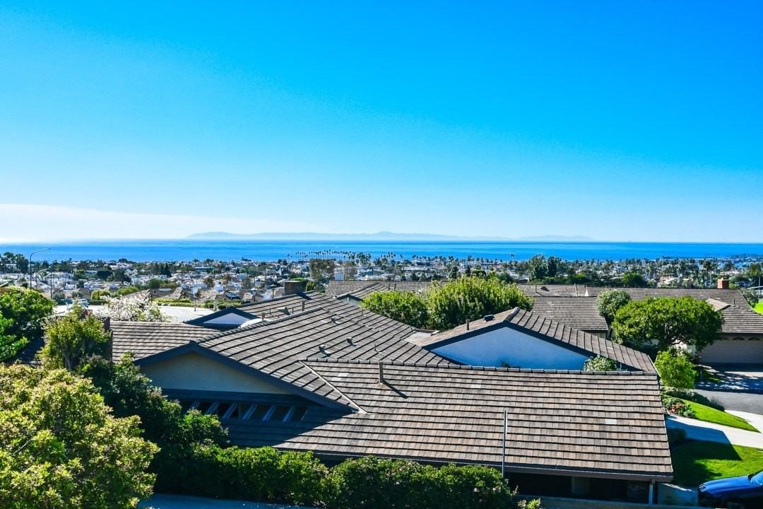 4 White Water Dr - Photo 2 of 35