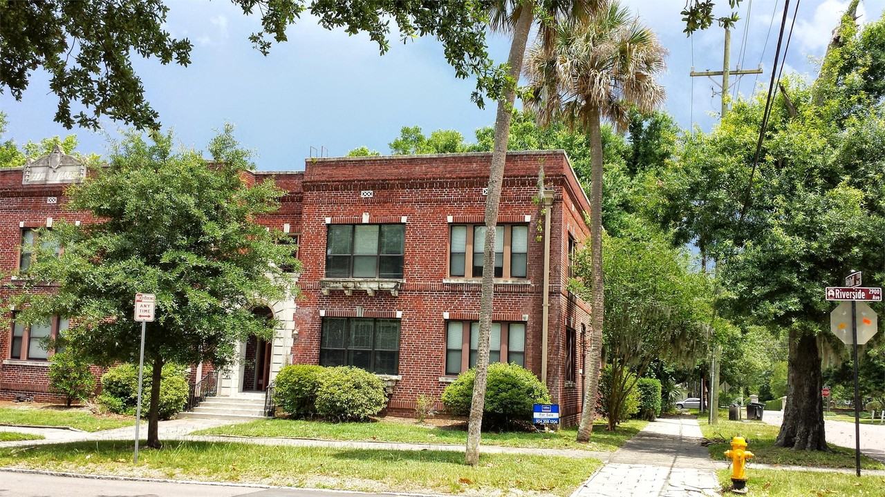 Hartmore Apartments - Photo 5 of 14