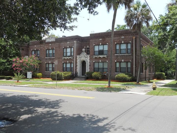 Hartmore Apartments - Photo 6 of 14