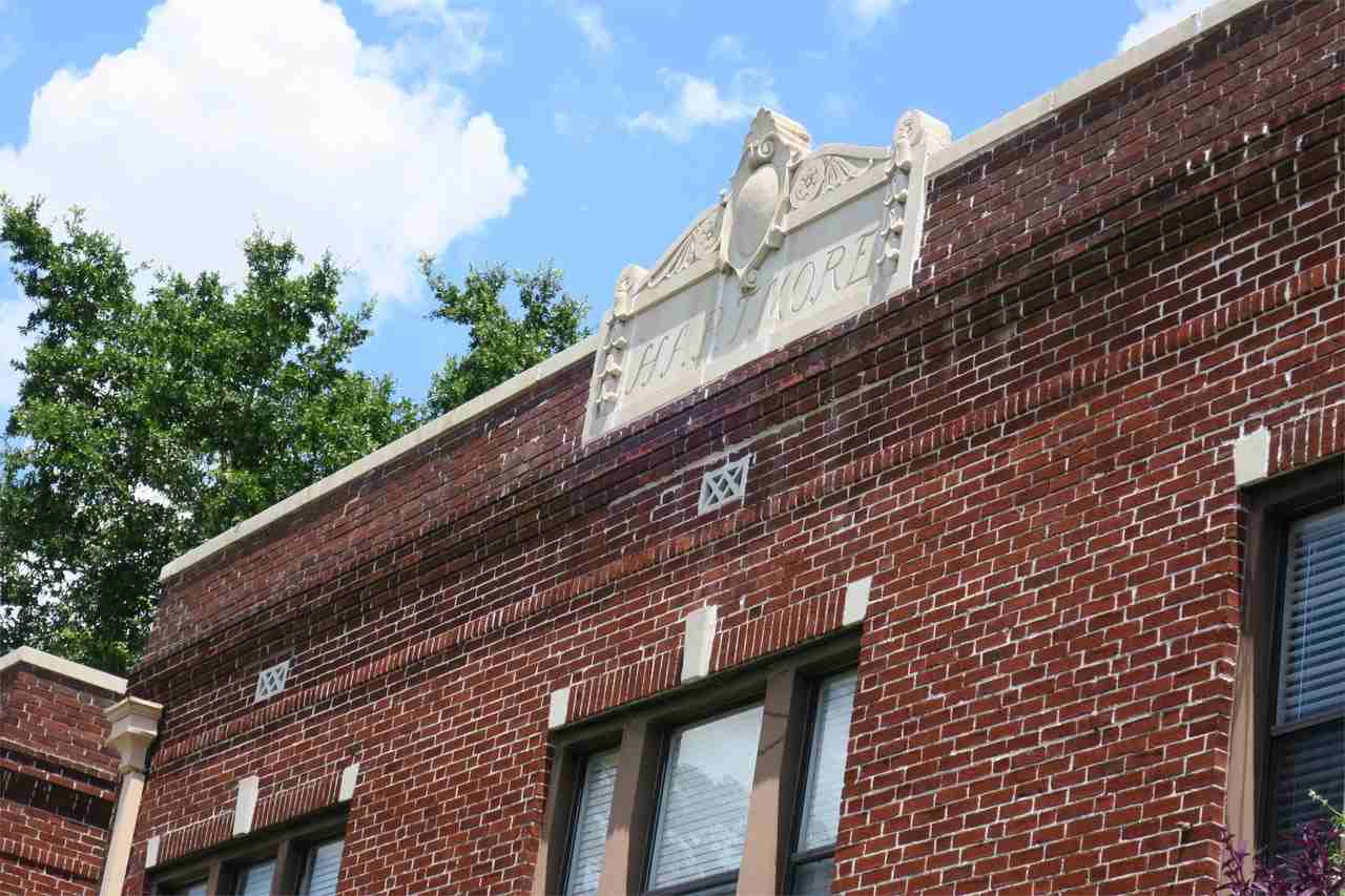 Hartmore Apartments - Photo 7 of 14