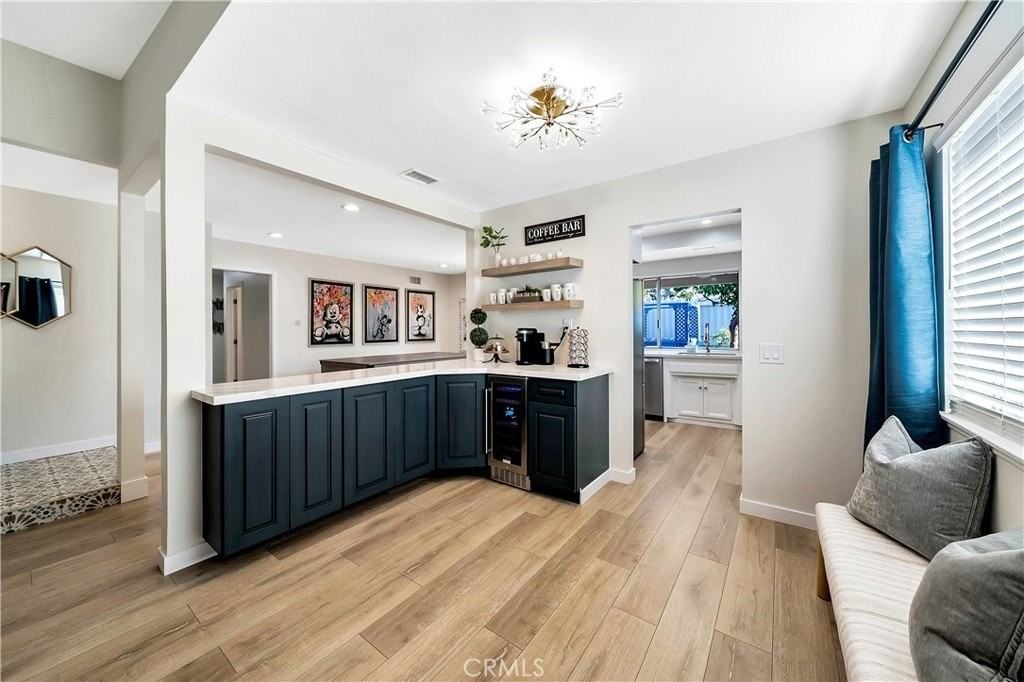 2809 Olive Ln - Photo 6 of 44