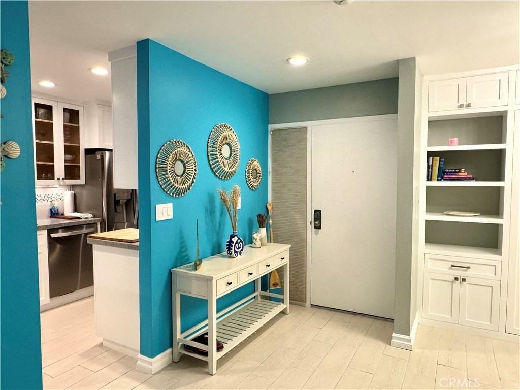 240 The Vlg #108 - Photo 2 of 20