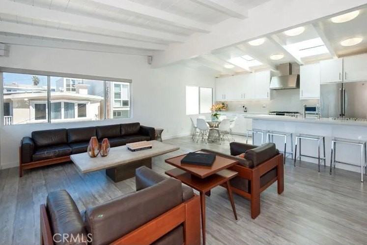 224 39th St - Photo 5 of 23