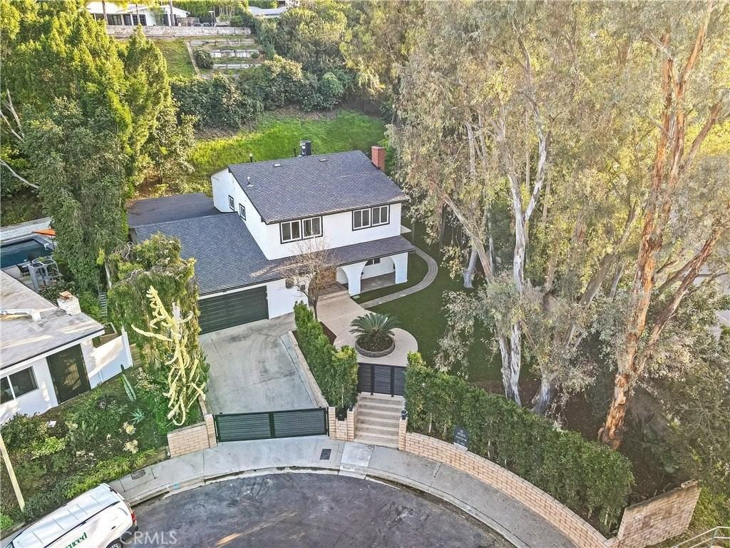 3130 Dona Sarita Pl - Photo 2 of 34