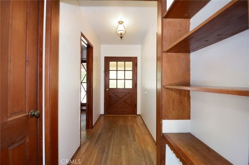 5106 Bascule Ave - Photo 4 of 30