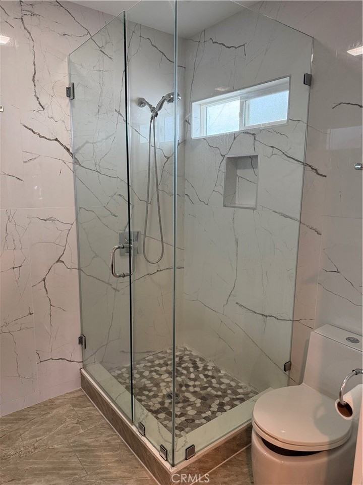 7459 Ruffner Ave - Photo 7 of 20