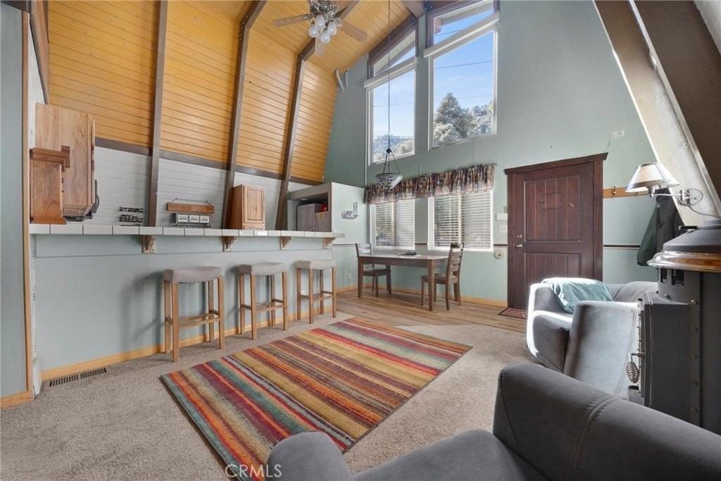 2116 Glacier Dr - Photo 5 of 26