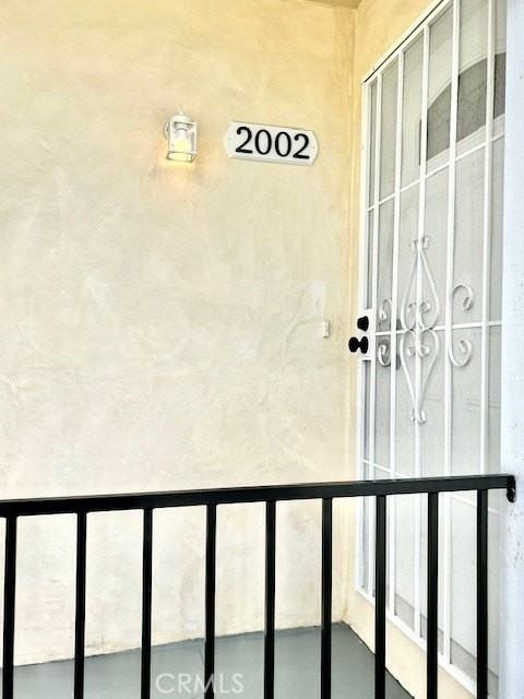 2002 W 106th St - Photo 3 of 24