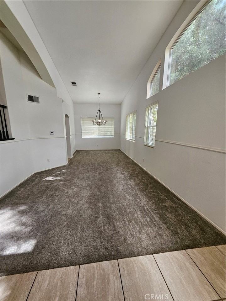 23398 Mount Ashland Ct - Photo 2 of 12