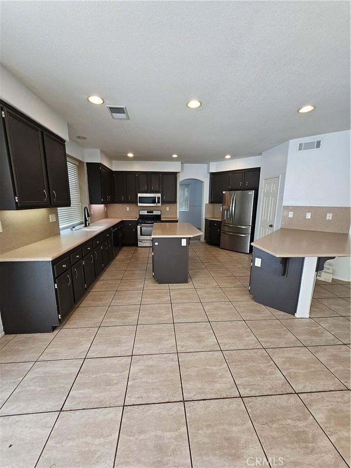 23398 Mount Ashland Ct - Photo 3 of 12