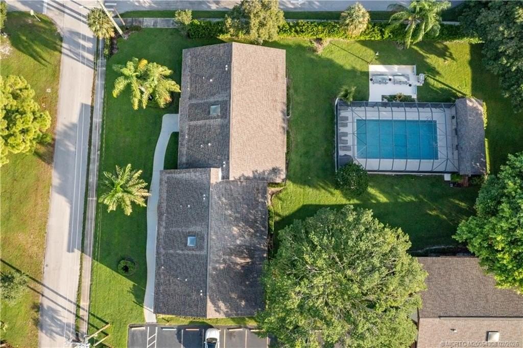 4885 Se Capstan Ave Apt 27 #27 - Photo 5 of 40