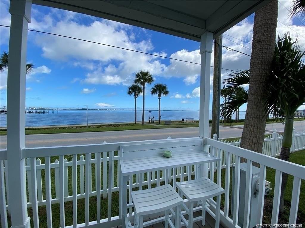 18 Ne Nautical Dr - Photo 3 of 40