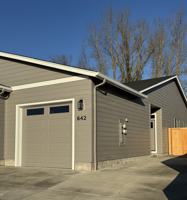 featured image of 642 Parker Loop