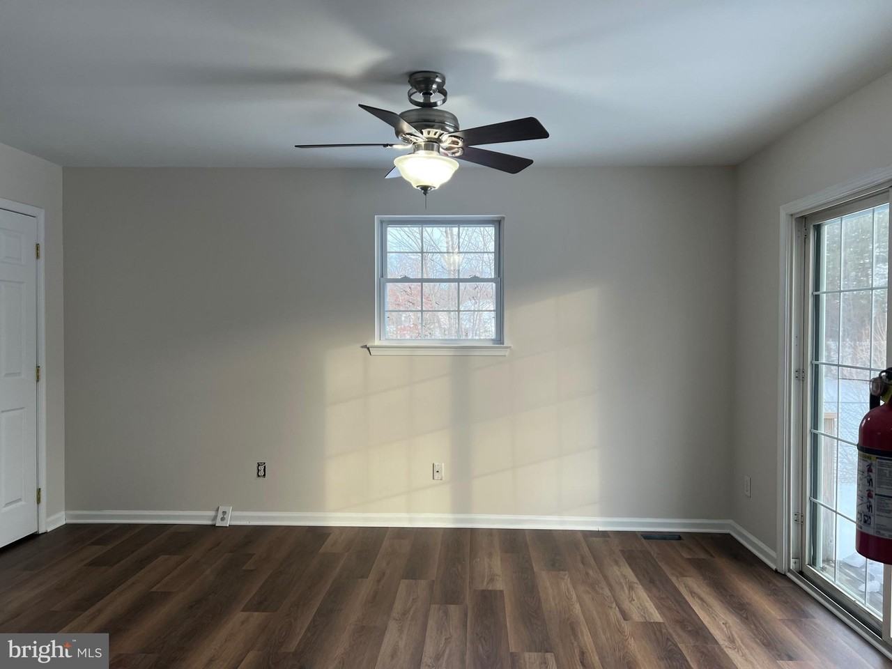 2564 Todd Ct - Photo 7 of 18