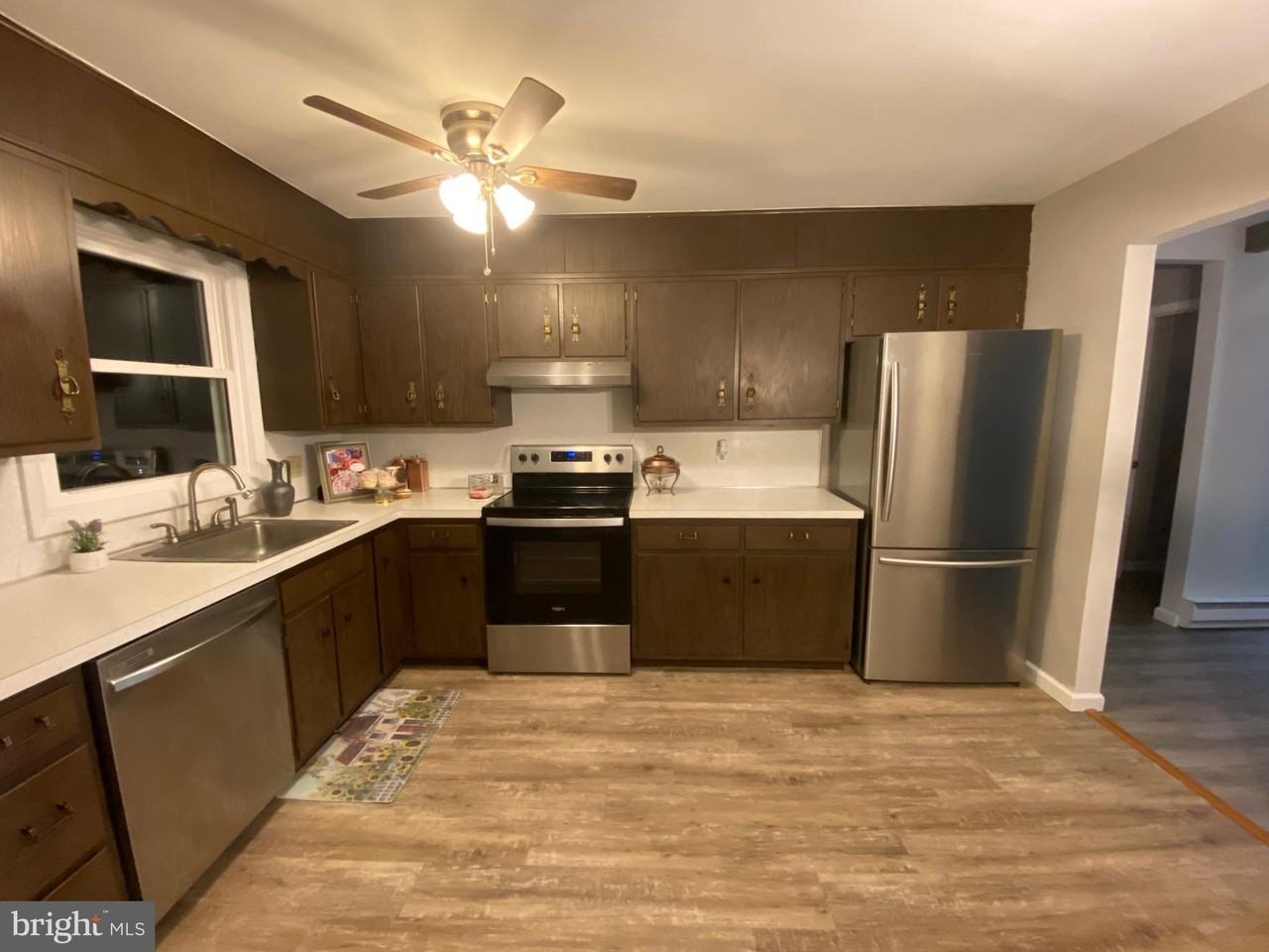 316 Griffith Dr - Photo 3 of 17