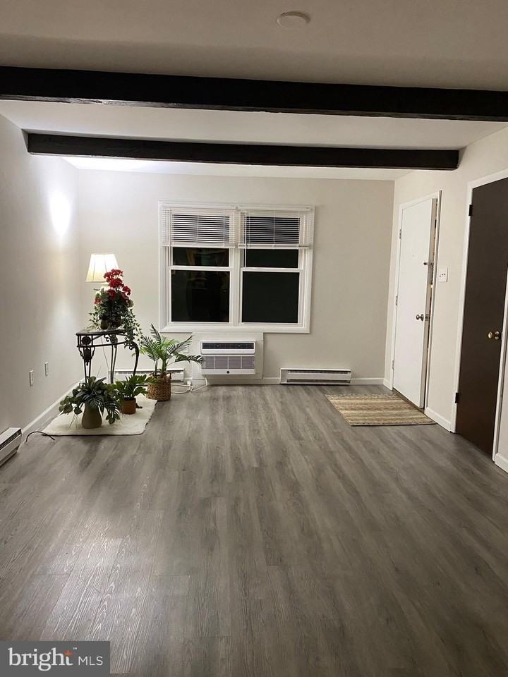 316 Griffith Dr - Photo 5 of 17