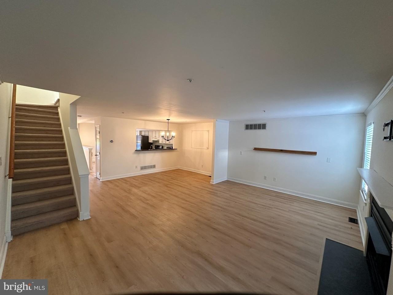 113 Merion Ave - Photo 3 of 29