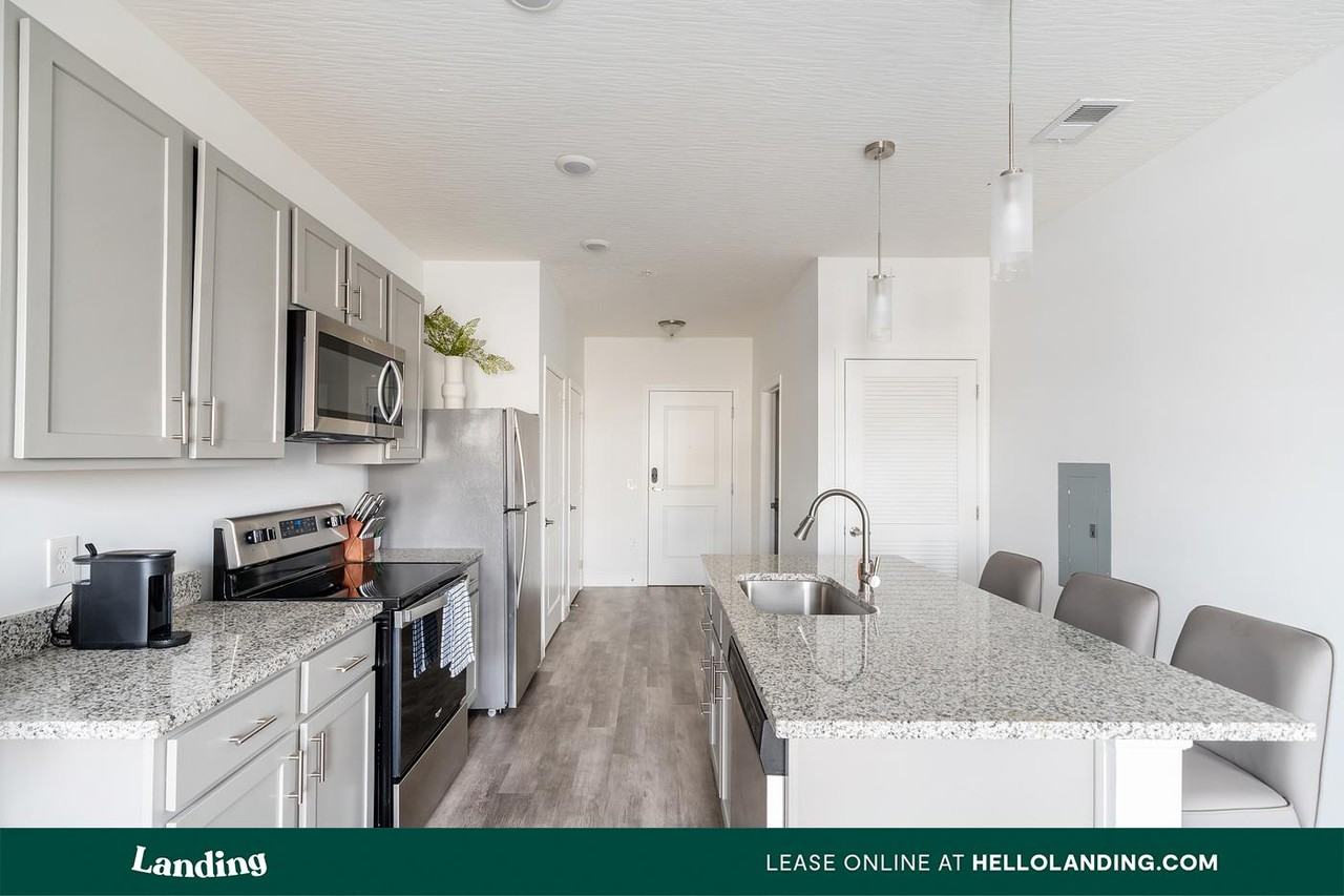 210 W. 5th Ave - Photo 5 of 50