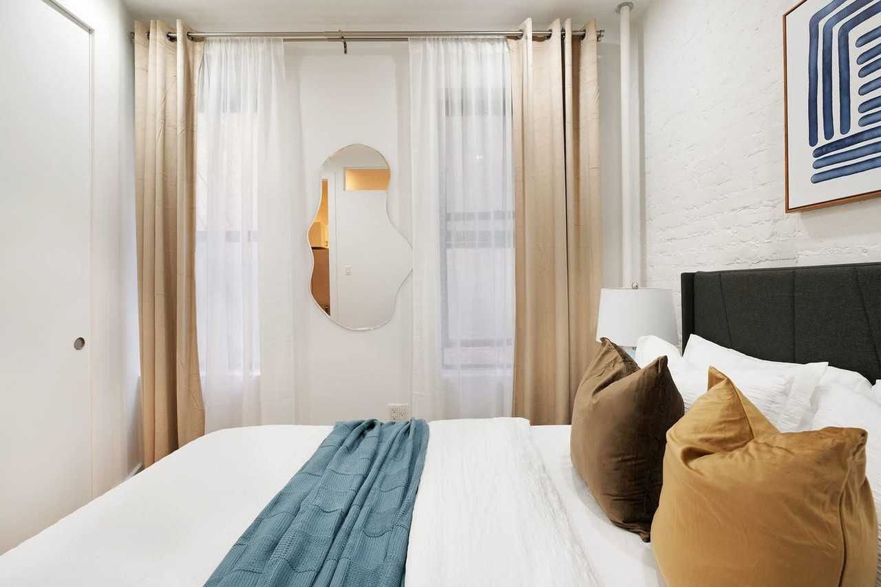 1290 1st Ave #1022016P - Photo 7 of 22