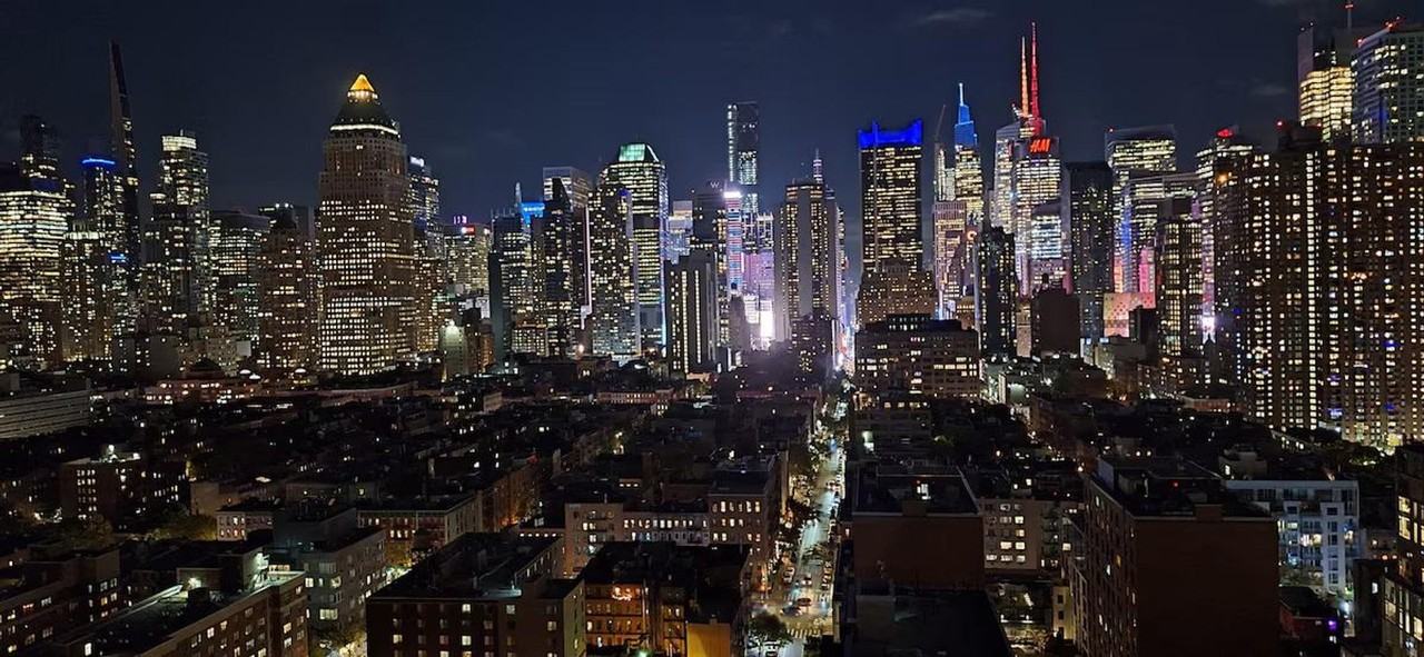 469 W 42nd St #1461697P - Photo 2 of 8