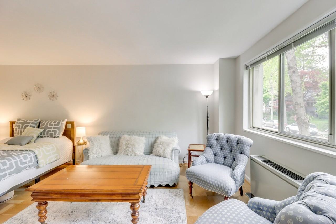 2710 Macomb St Nw #1386166P - Photo 5 of 26