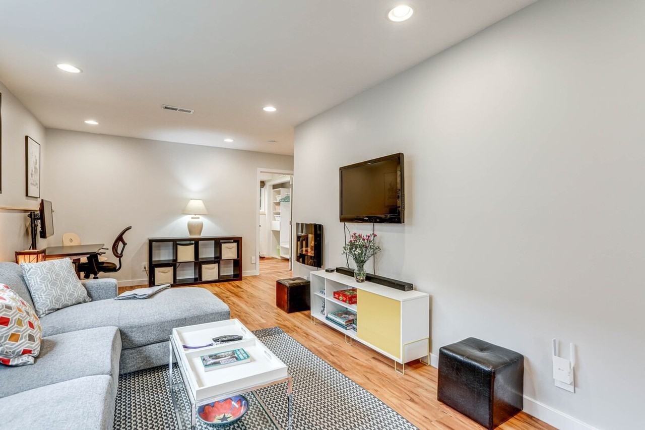 10052 Interlake Ave N #1385833P - Photo 6 of 29