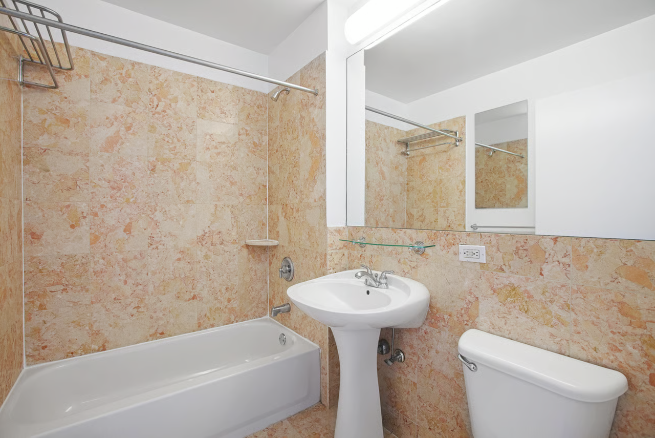 360 West 43rd Street #8D - Photo 6 of 9