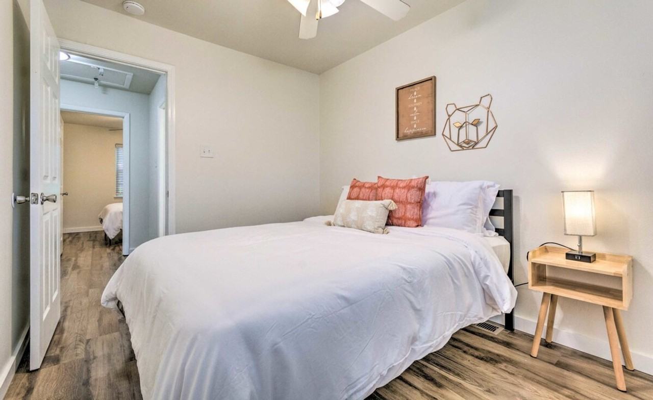 619 S Cedar St #1296519P - Photo 7 of 21