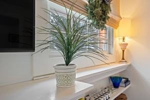 featured image of 131 Broadway Ave N