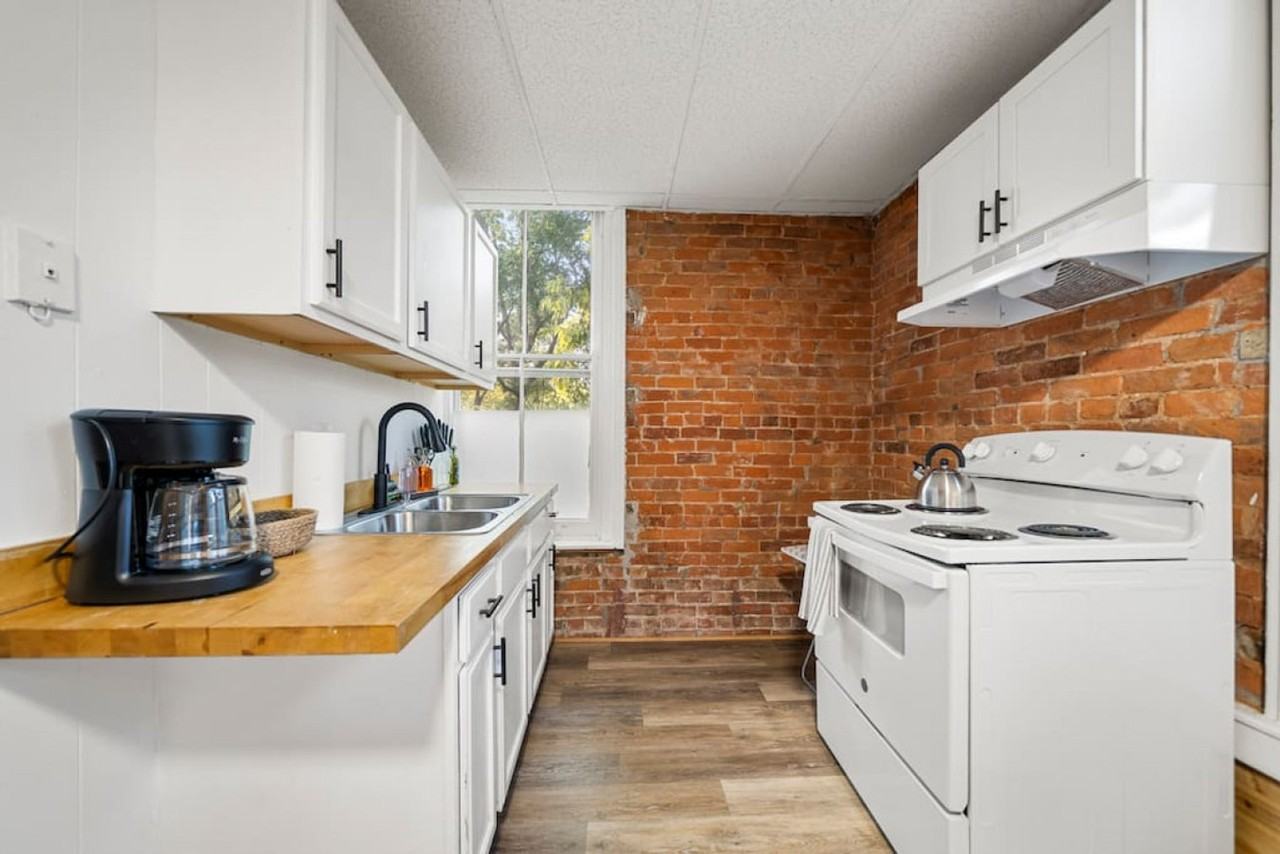 242 Mccormick Pl #1056116P - Photo 3 of 16