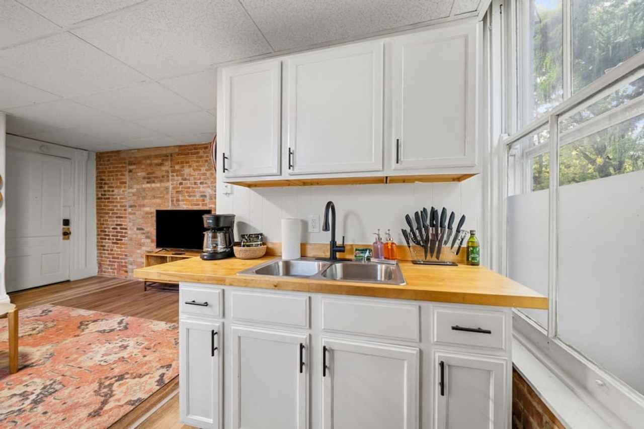 242 Mccormick Pl #1056116P - Photo 4 of 16